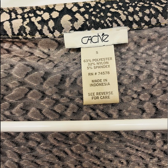 Gorgeous Cache Blouse 😍 - Picture 7 of 7